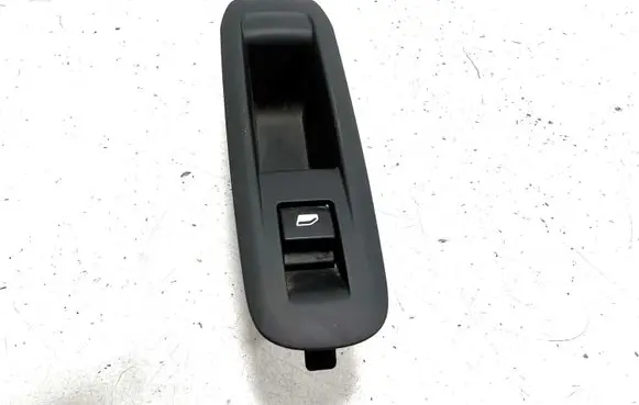 Peugeot 308 Electric window control switch 98034744 1336258X Z0S99859798