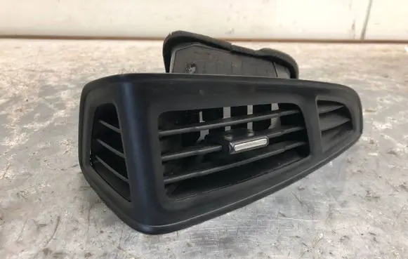 Ford Focus Dashboard side air vent grill/cover trim BM51-A018B08-AJ