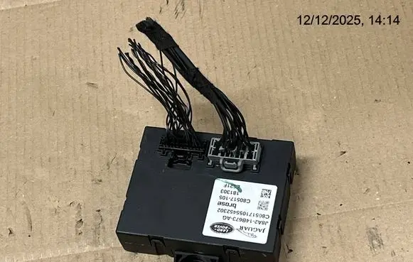 Land Rover Range Rover Velar Tailgate/trunk control unit/module J8A214B673AG