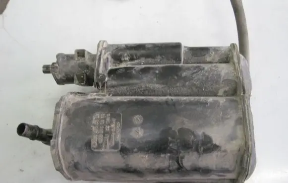 Mercedes-Benz E A207 Active carbon filter fuel vapour canister A2034700659
