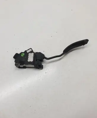 Toyota Auris 150 Accelerator throttle pedal 7811002030