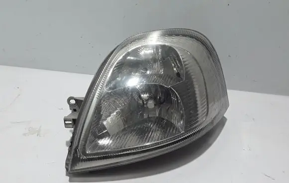 Renault Master II Headlight/headlamp 8200163519