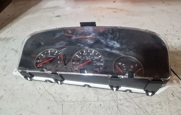 Nissan X-Trail T30 Speedometer (instrument cluster) EQ310FE