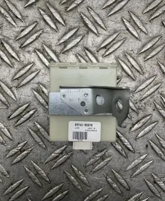 Toyota Avensis T250 Door central lock control unit/module 