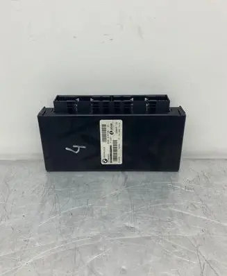 BMW 5 E60 E61 Comfort/convenience module 9157158 0425988 71321