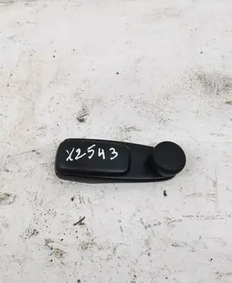 Opel Corsa F Rear door window winding handle 9653797777