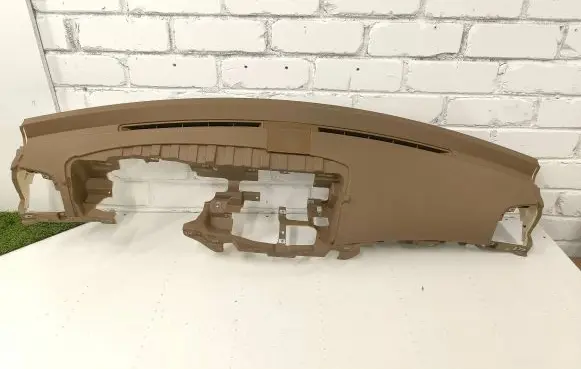 Mercedes-Benz S W221 Dashboard 000075040 P0107884 T0023419