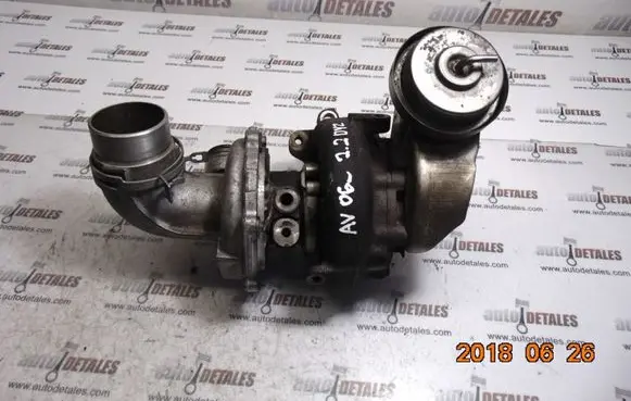 Toyota Avensis T250 Turbo 17201-0R010