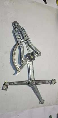 Mercedes-Benz E W124 Front door electric window regulator 