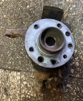 Opel Zafira A Front wheel hub