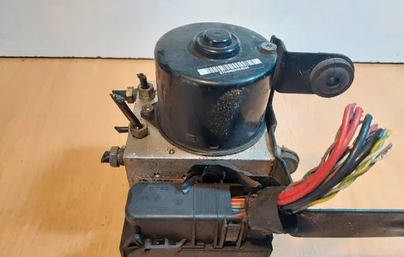 Volvo S40 ABS Pump 30794730AA 10.0960-0429.3K 8M51-2B373.AA