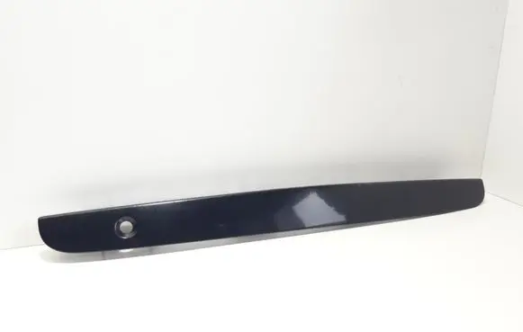 Mazda Premacy Trunk door license plate light bar C10050811