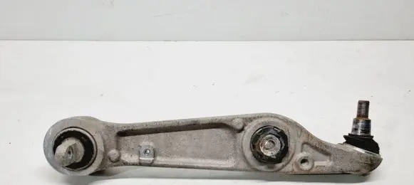 Alfa Romeo Giulia Front lower control arm/wishbone 50552625