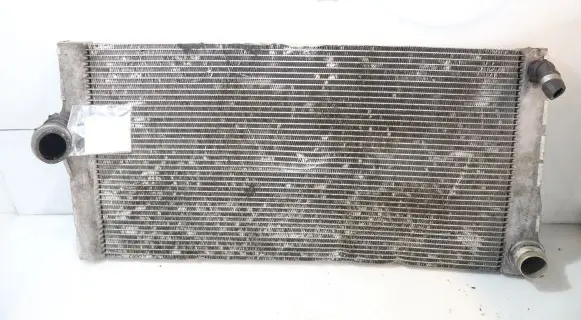 BMW 6 F12 F13 Coolant radiator X0008001