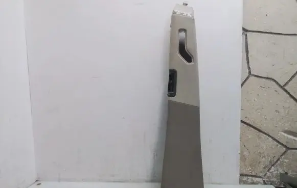 Volvo S60 (B) pillar trim (top) 1882