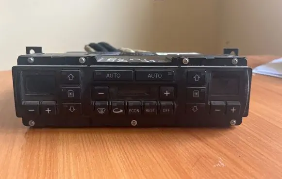 Audi A8 S8 D3 4E Climate control unit 4D0820043C 5HB00715501