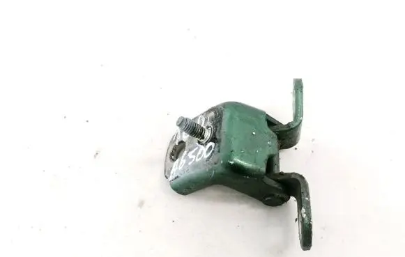 Tailgate/trunk/boot hinge