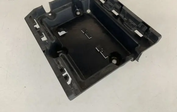 Audi Q7 4M Other engine bay part 4M0907650A 4M0907650