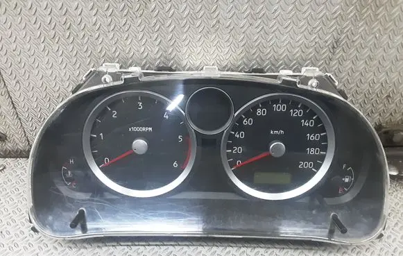 Suzuki Liana Speedometer (instrument cluster) 3411068J10
