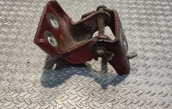 Peugeot Partner Front door lower hinge 