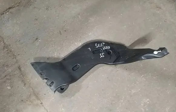 Seat Leon IV Cabin air duct channel 5Q0819805E