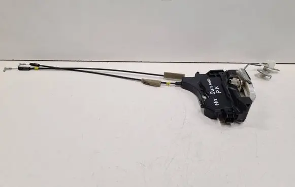 Mitsubishi Outlander Front door lock