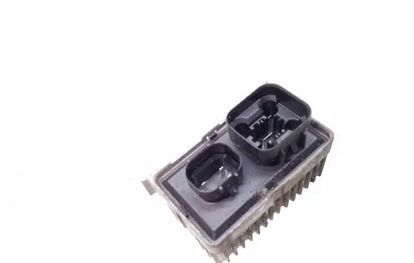 Opel Insignia A Glow plug pre-heat relay 55574293