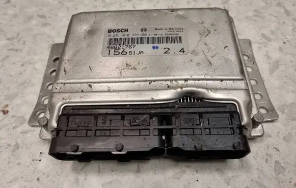 Alfa Romeo 156 Engine control unit/module 0281010336 15651JA 46821767