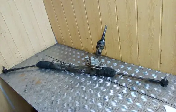 Nissan Almera Tino Steering rack 4U210