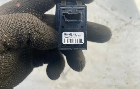 Ford Focus Electric window control switch 9208106 2281033