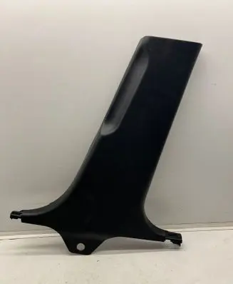 (B) pillar trim (bottom)