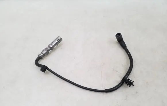 Volkswagen Golf IV Ignition plug leads 06A035255C