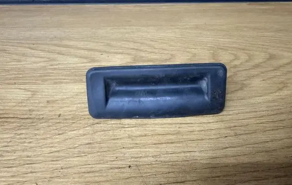 Volkswagen Golf V Tailgate/trunk/boot exterior handle