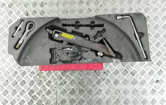 Mercedes-Benz ML W164 Spare wheel section trim A2406280035 A1645800018 A1648990054