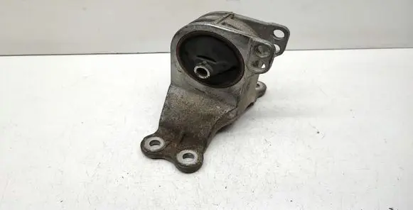 Mitsubishi Galant Gearbox mounting bracket