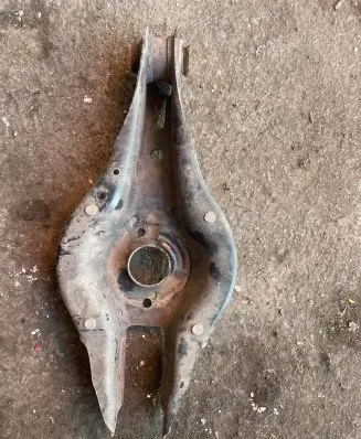 BMW 4 F36 Gran coupe Rear upper control arm/wishbone 6867540