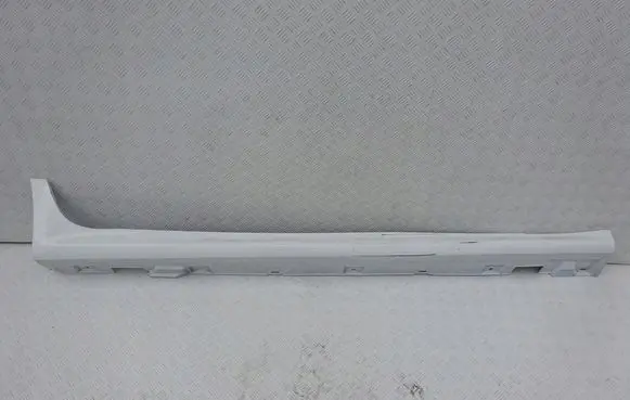 Mercedes-Benz CLS W257 Sill A2576908700