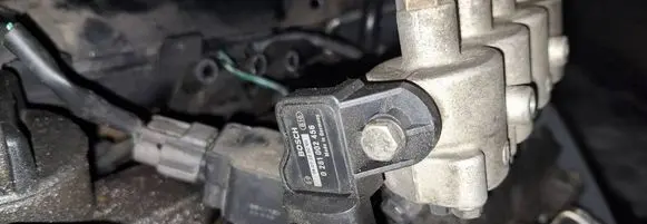 Nissan Primera Air pressure sensor 0281002456