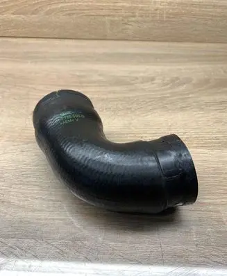 BMW 5 E39 Intercooler hose/pipe 7786530B