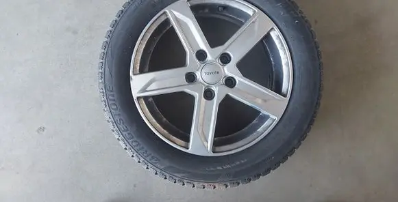 R16 alloy rim