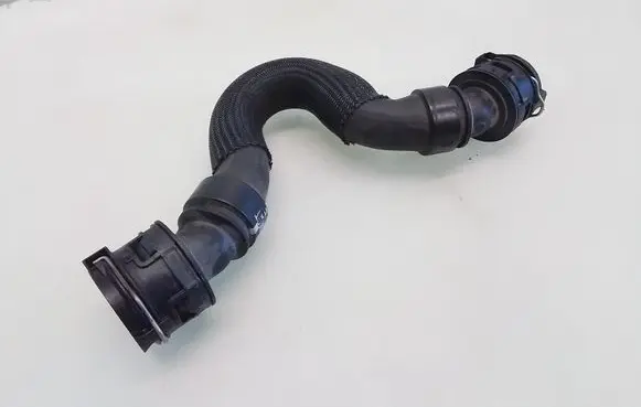 Peugeot 2008 II Engine coolant pipe/hose 11220085