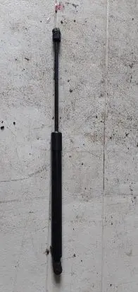 Audi Q7 4L Tailgate strut 