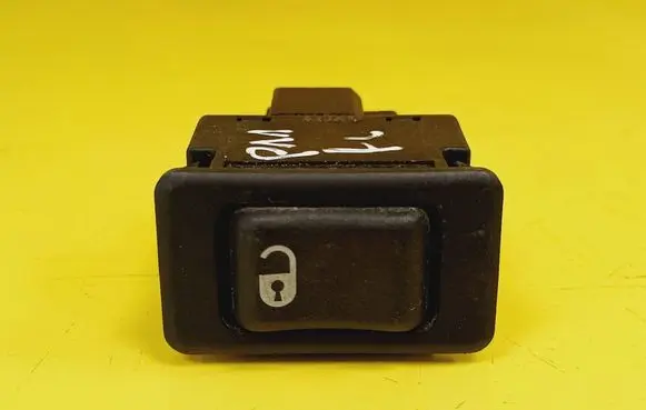 Nissan Primera Central locking switch button 