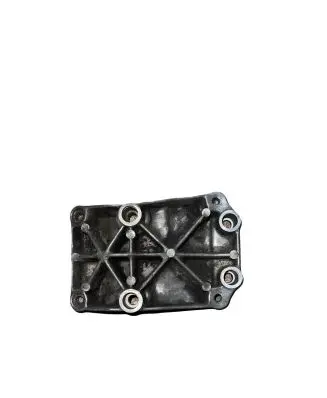Ford Focus Engine mounting bracket 98FF19D624AB