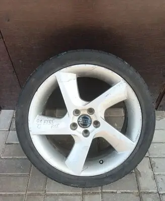 R18 alloy rim