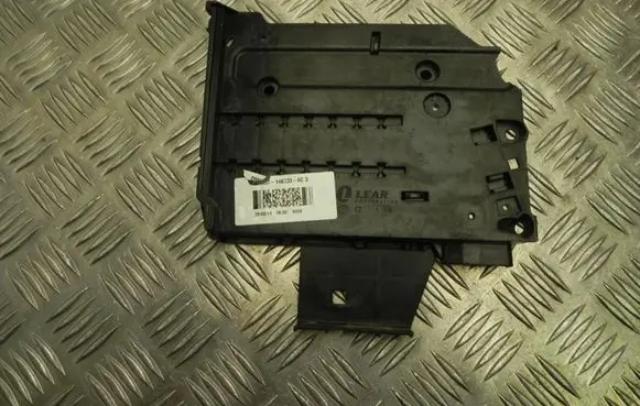 Ford Focus Fuse box set AV6T14A067BC K1017