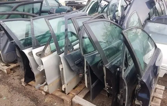 Ford Escort Rear door melynos