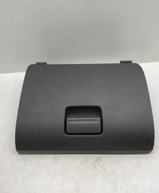 Ford Focus Glove box lid/cover 