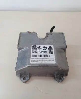Opel Zafira B Airbag control unit/module 327963935