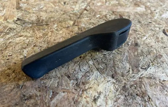 Volkswagen Golf IV Engine bonnet (hood) release handle 1J1823533C